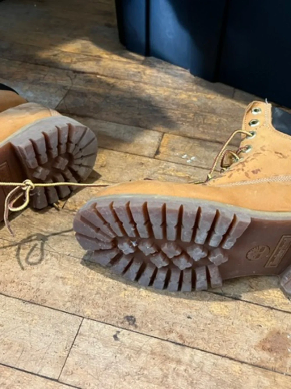 size 8.5 men's Timberland boots